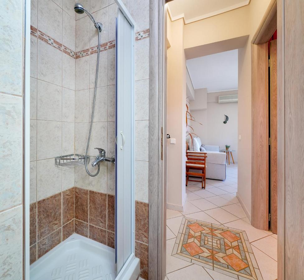En Iko Christianna Apartment Олимпия Екстериор снимка