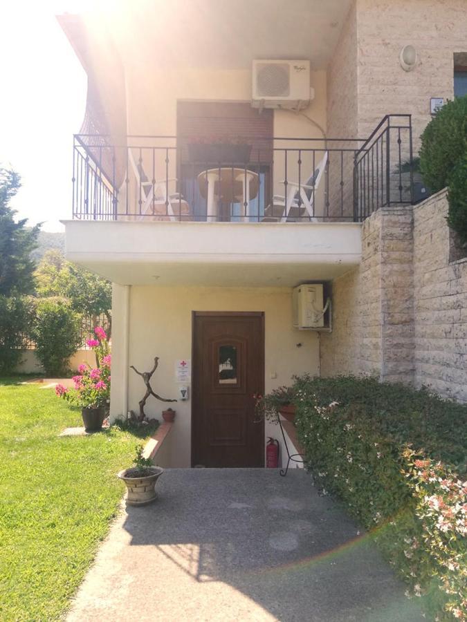 En Iko Christianna Apartment Олимпия Екстериор снимка