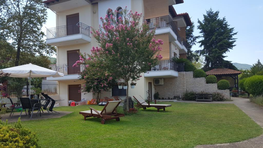 En Iko Christianna Apartment Олимпия Екстериор снимка